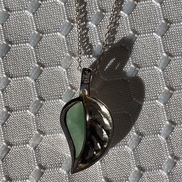 Sterling Silver 925 Jadeite Jade Leaf Pendant 19.5" Chain Necklace - Picture 6 of 15
